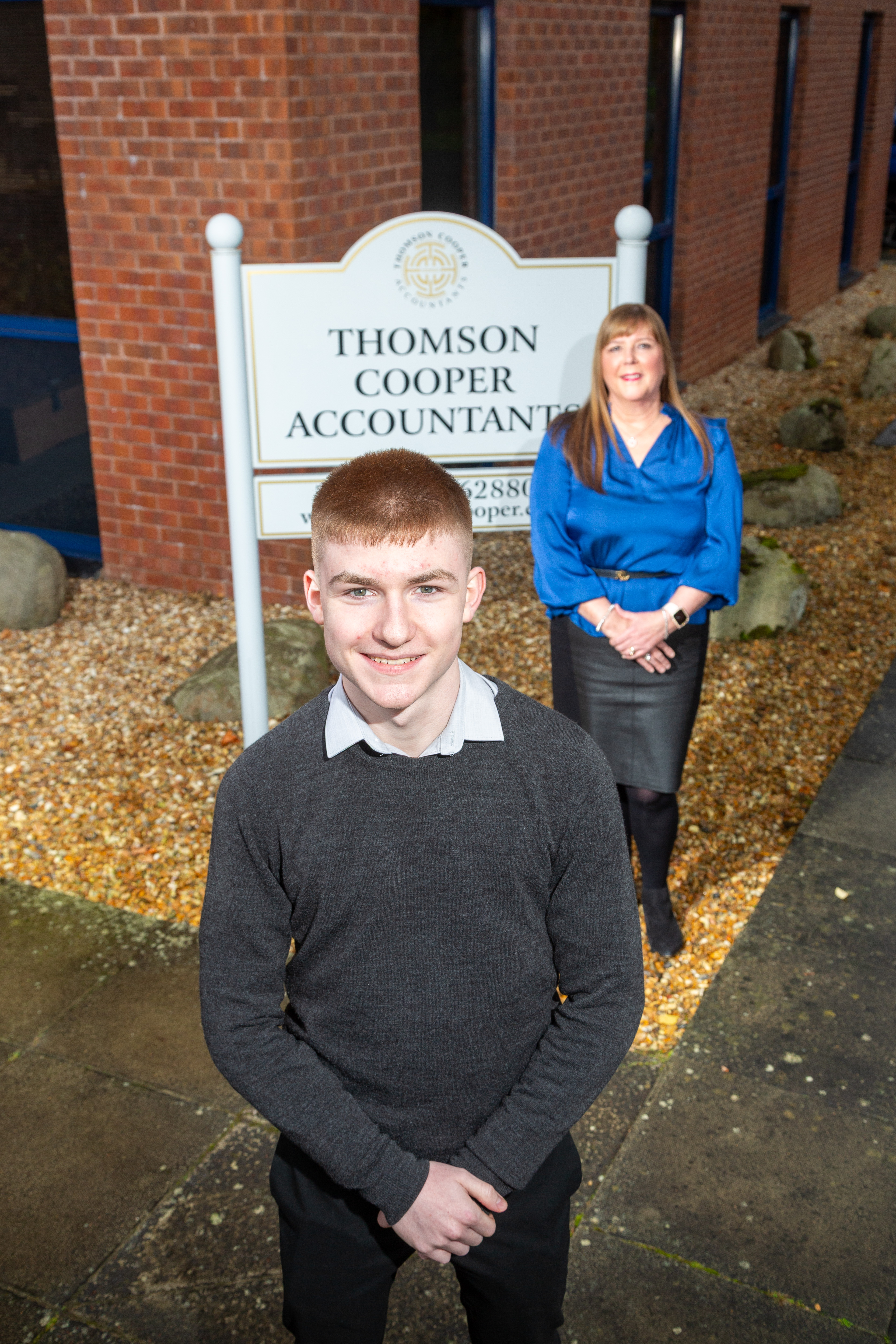 Accountancy GA David Kemp Dunfermline CIAG customer with Gail Veale SDS PA